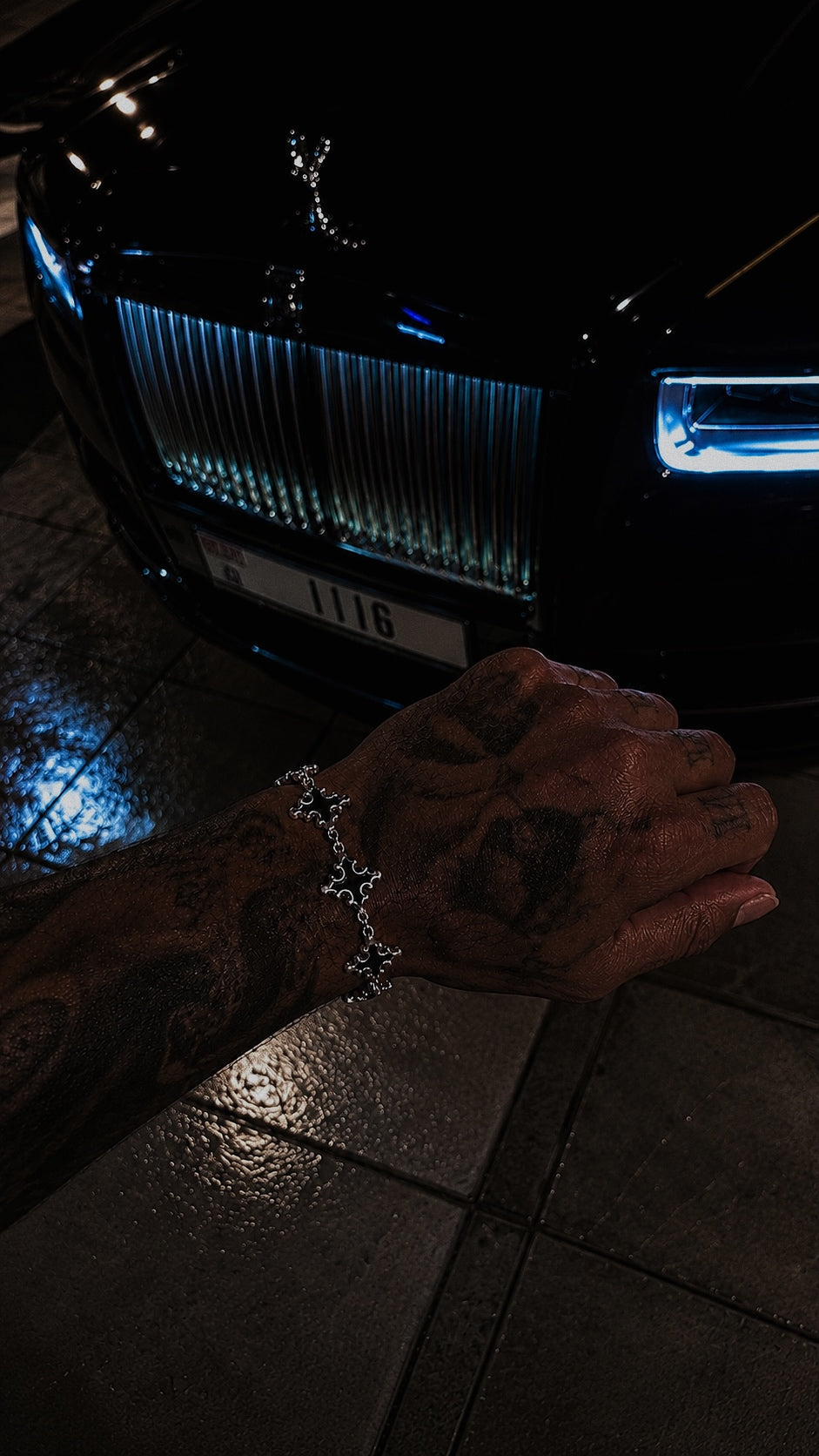 Pulsera Black Cross Noir